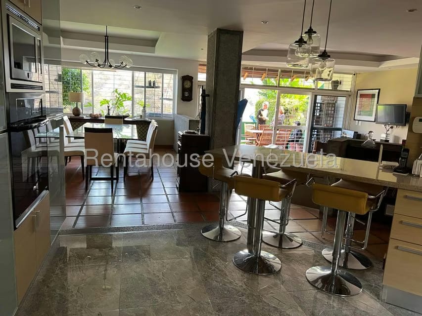 Apartamento (1 Nivel) en Alquiler en Los Campitos, Distrito Metropolitano - 10