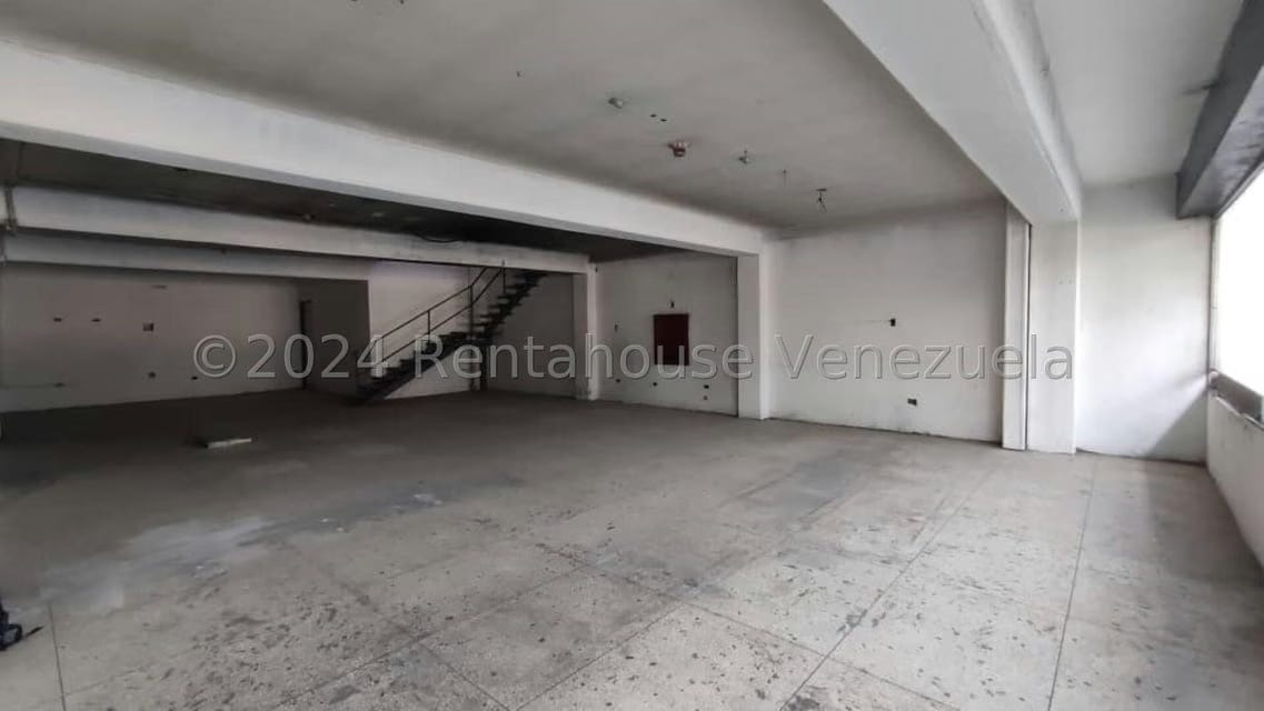 Comercial (Local Comercial) en Alquiler en Centro, Lara - 3