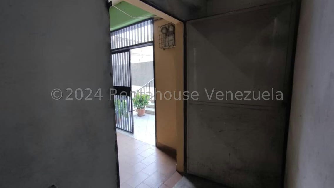 Comercial (Local Comercial) en Alquiler en Centro, Lara - 10