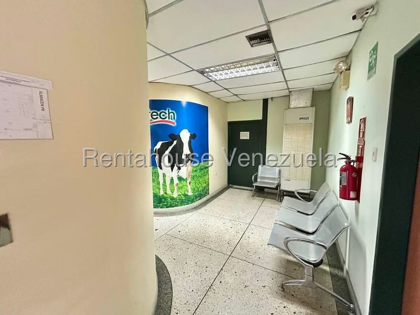 Comercial (Galpon - Deposito) en Venta en Zona Industrial 2, Lara - 11
