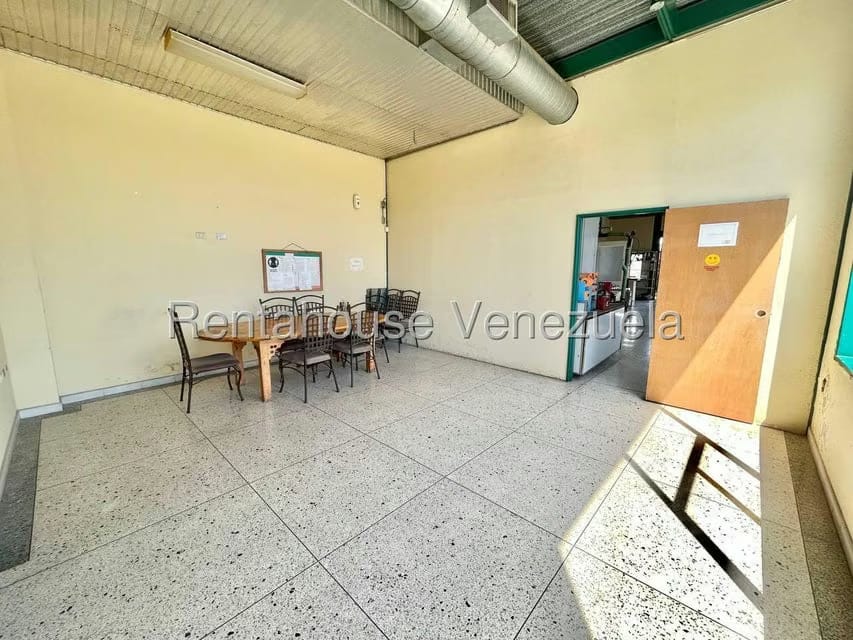 Comercial (Galpon - Deposito) en Venta en Zona Industrial 2, Lara - 20