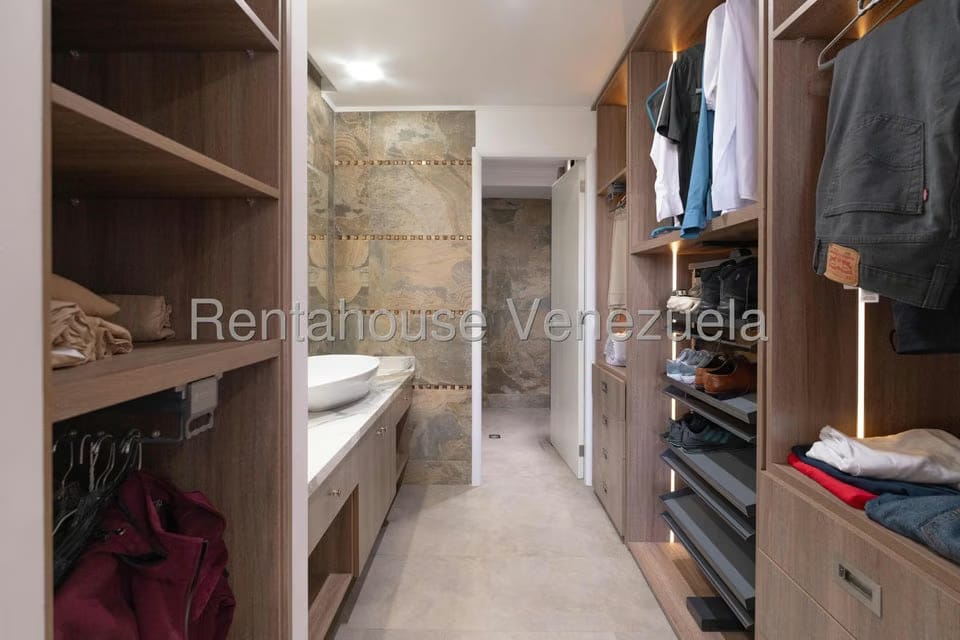 Apartamento (1 Nivel) en Venta en Municipio Carrizal, Miranda - 17