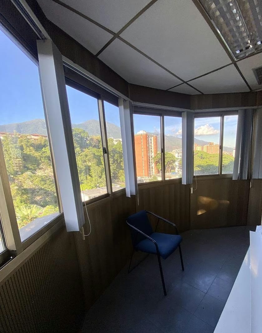 Oficina en Alquiler - Urb. Colinas de Bello Monte - Baruta - Estado Miranda - 5