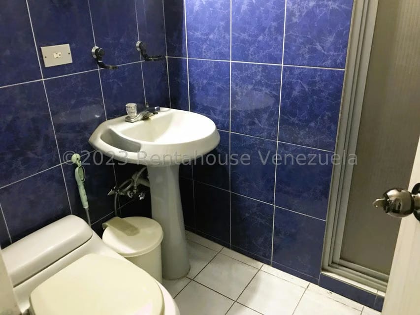 Comercial (Local Comercial) en Venta en Santa Eduvigis, Distrito Metropolitano - 14