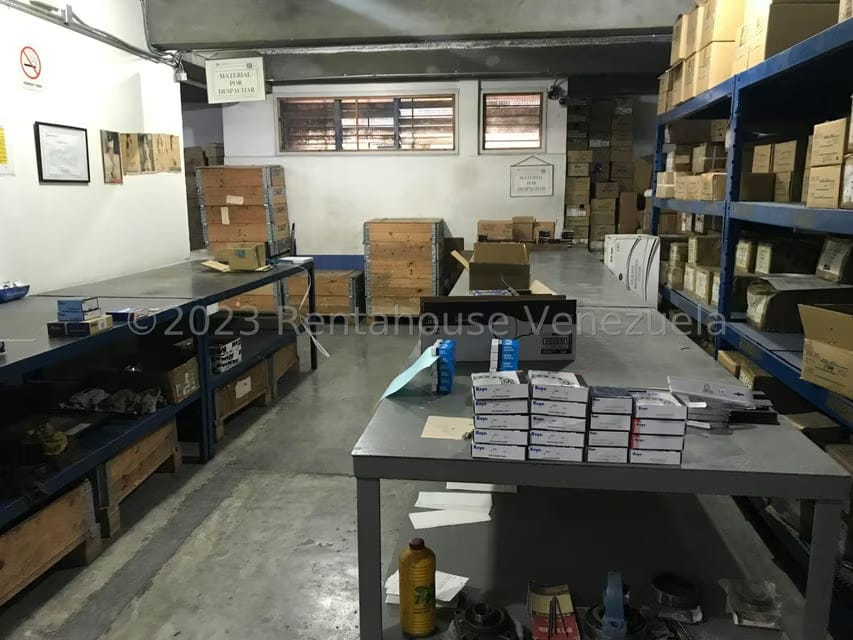 Comercial (Local Comercial) en Venta en Santa Eduvigis, Distrito Metropolitano - 27
