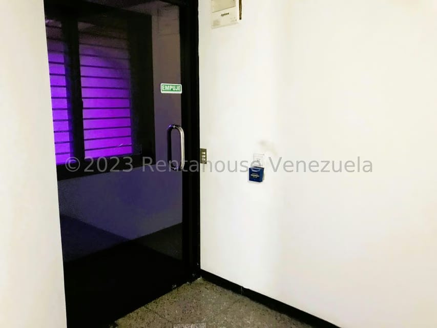 Comercial (Local Comercial) en Venta en Santa Eduvigis, Distrito Metropolitano - 30