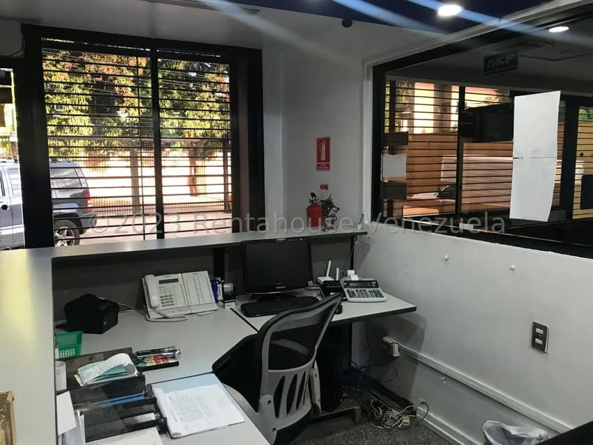 Comercial (Local Comercial) en Venta en Santa Eduvigis, Distrito Metropolitano - 7