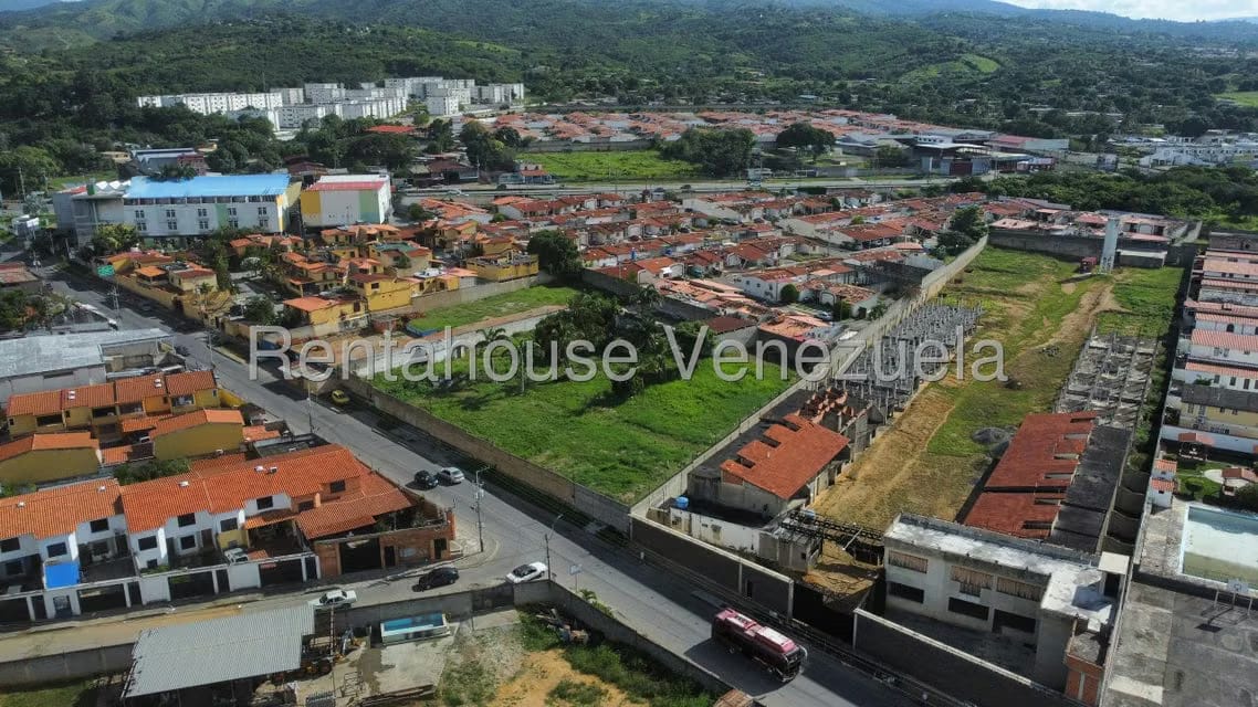 Terreno (Comercial) en Venta en La Piedad Norte, Lara - 4