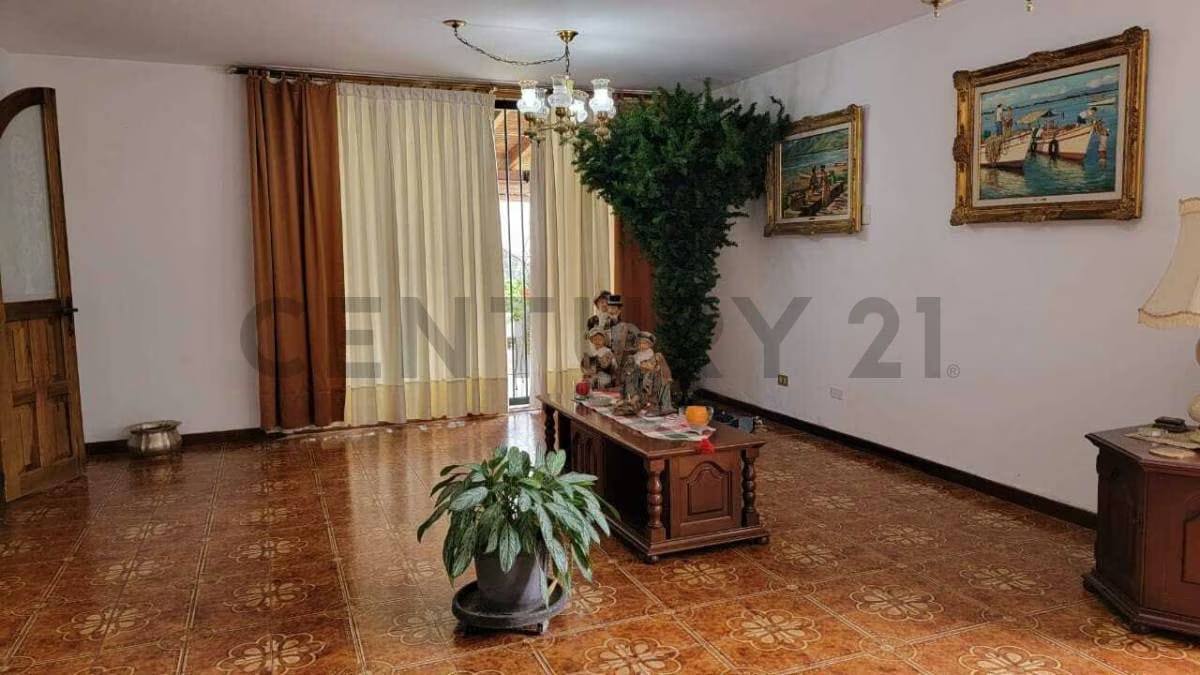 En venta Casa-Quinta en Los Naranjos del municipio el Hatillo - 13