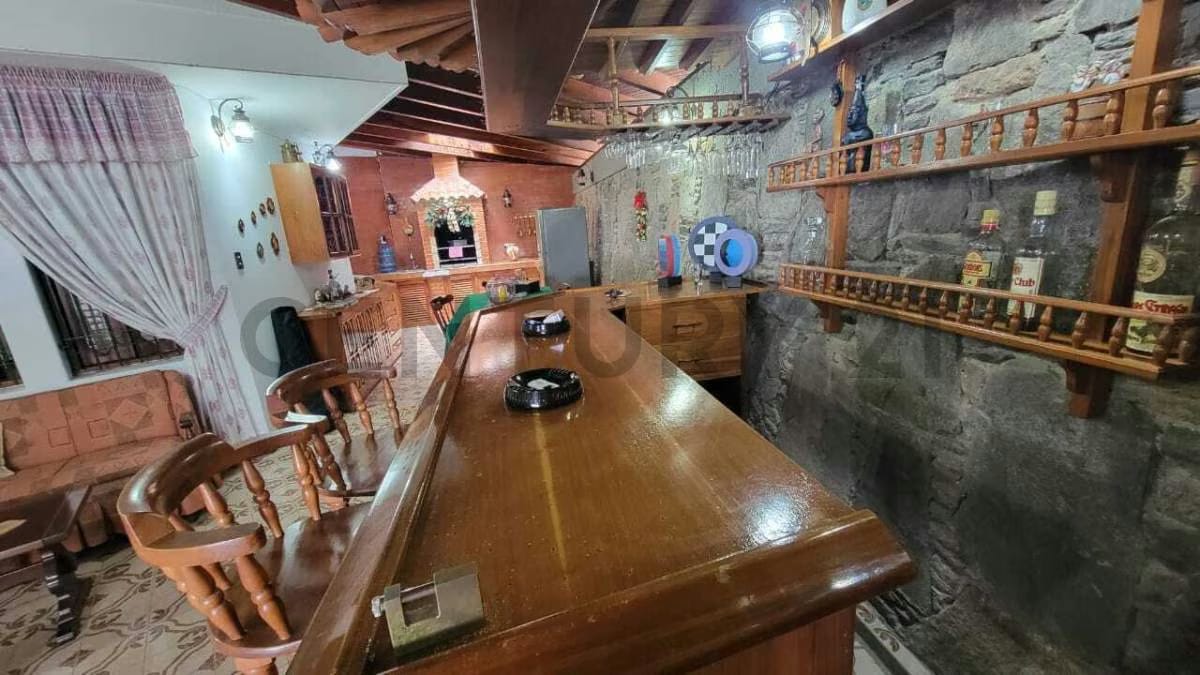 En venta Casa-Quinta en Los Naranjos del municipio el Hatillo - 16
