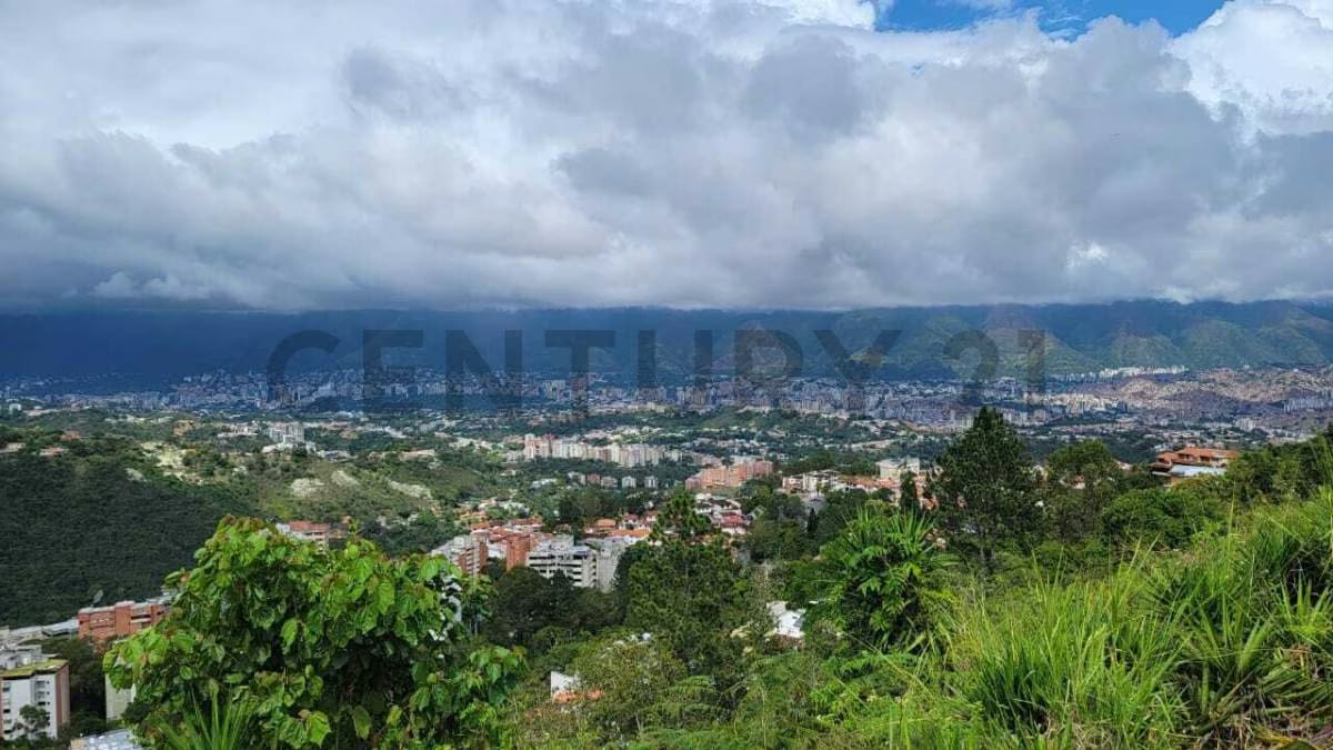En venta Casa-Quinta en Los Naranjos del municipio el Hatillo - 32