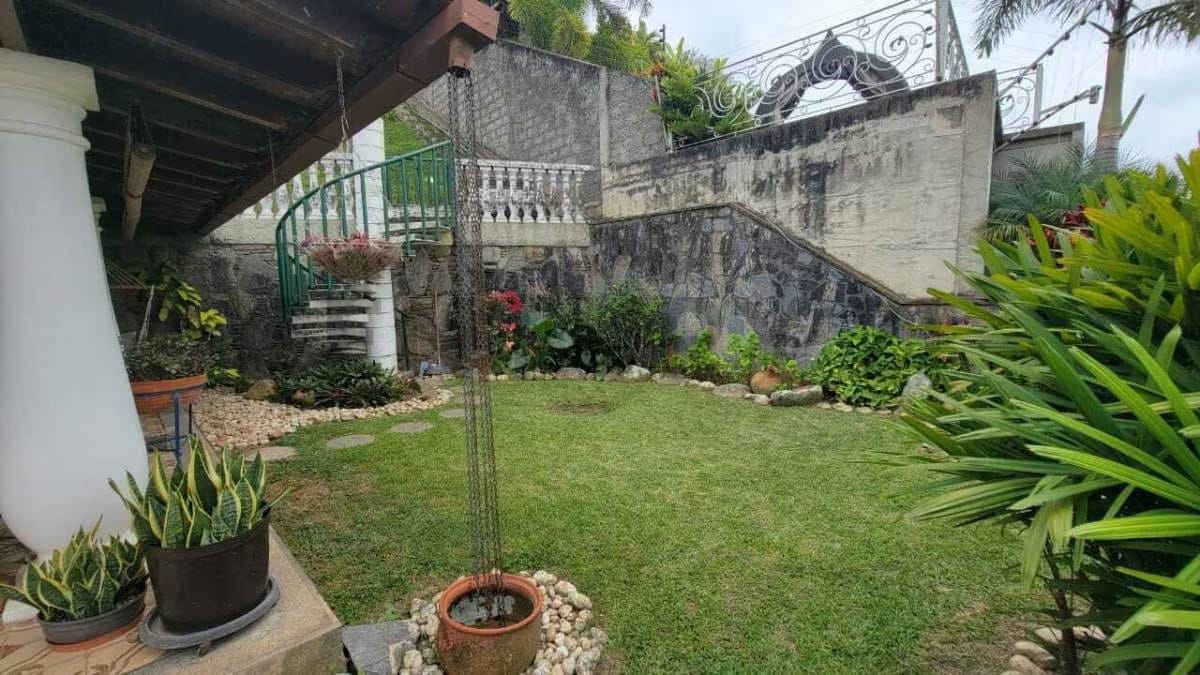En venta Casa-Quinta en Los Naranjos del municipio el Hatillo - 6