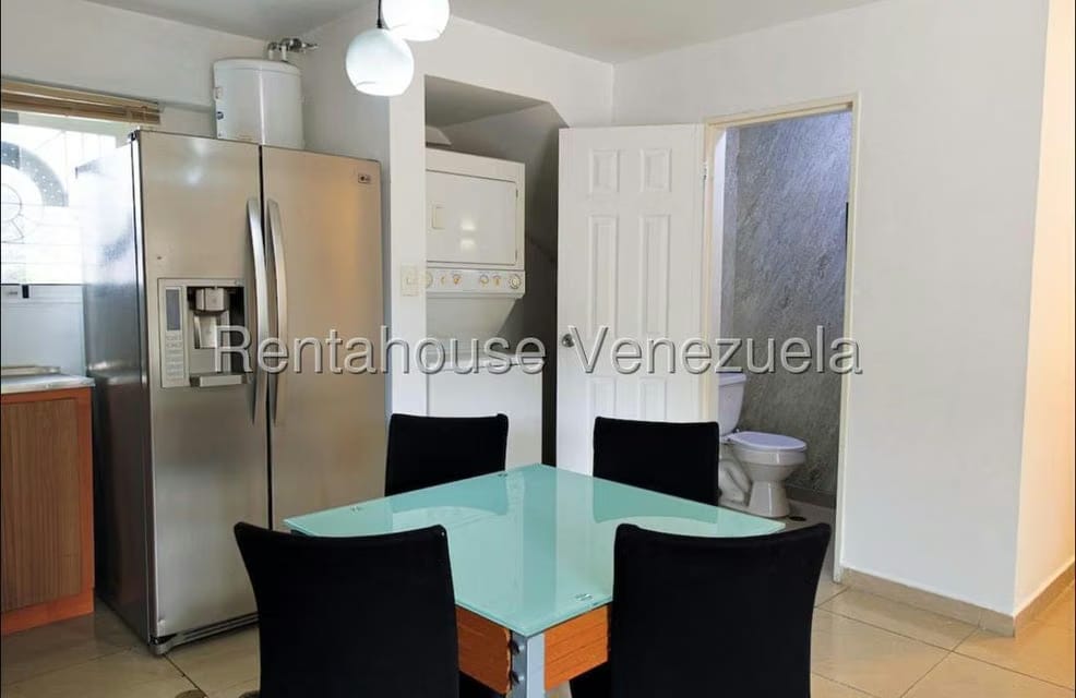 Apartamento (Duplex) en Venta en El Paraiso, Distrito Metropolitano - 12