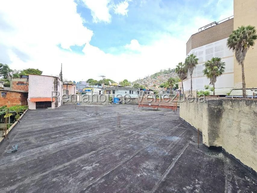 Comercial (Local Comercial) en Venta en El Hatillo, Distrito Metropolitano - 28