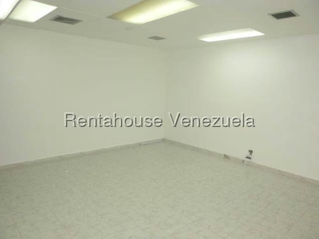 Comercial (Oficina) en Alquiler en La Urbina, Distrito Metropolitano - 7