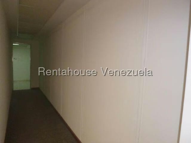 Comercial (Oficina) en Alquiler en La Urbina, Distrito Metropolitano - 9