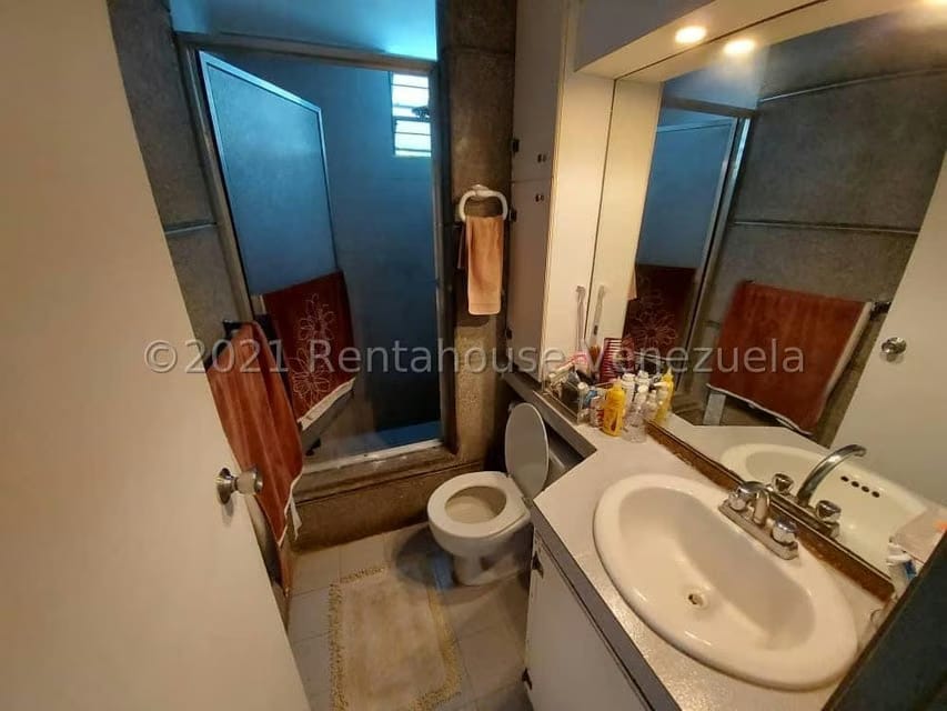 Casa (Duplex) en Venta en Colinas de Bello Monte, Distrito Metropolitano - 38
