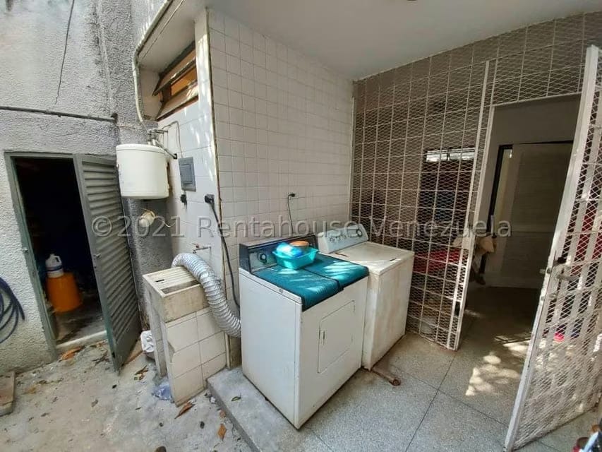 Casa (Duplex) en Venta en Colinas de Bello Monte, Distrito Metropolitano - 47