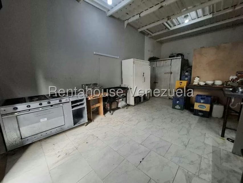 Comercial (Local Comercial) en Alquiler en Los Colorados, Carabobo - 11