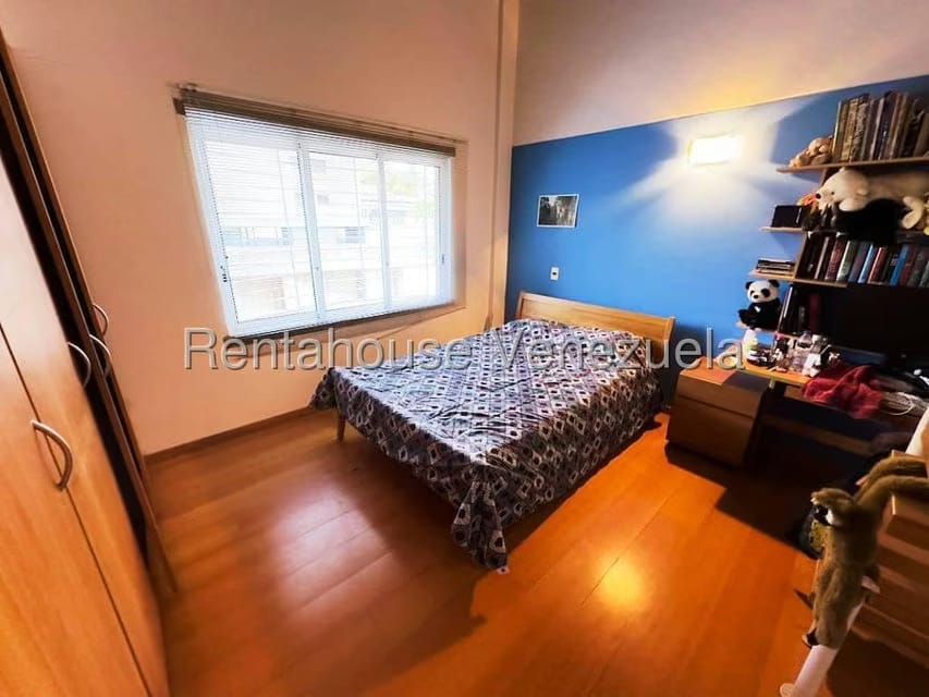 Casa (Multipes Niveles) en Venta en Los Samanes, Distrito Metropolitano - 26