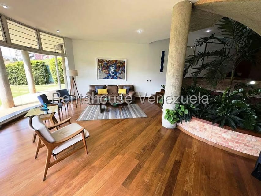 Casa (Multipes Niveles) en Venta en Los Samanes, Distrito Metropolitano - 10
