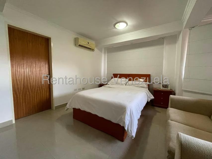 Casa (Duplex) en Venta en Lomas de Palmarito, Aragua - 43