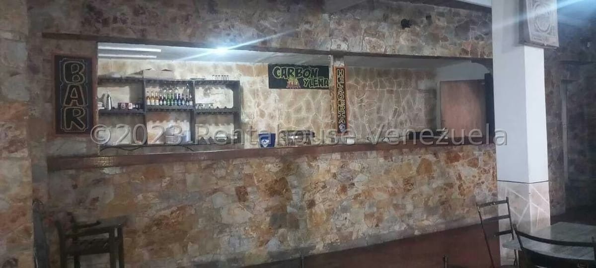 Comercial (Local Comercial) en Venta en Hoyo de La Puerta, Distrito Metropolitano - 12
