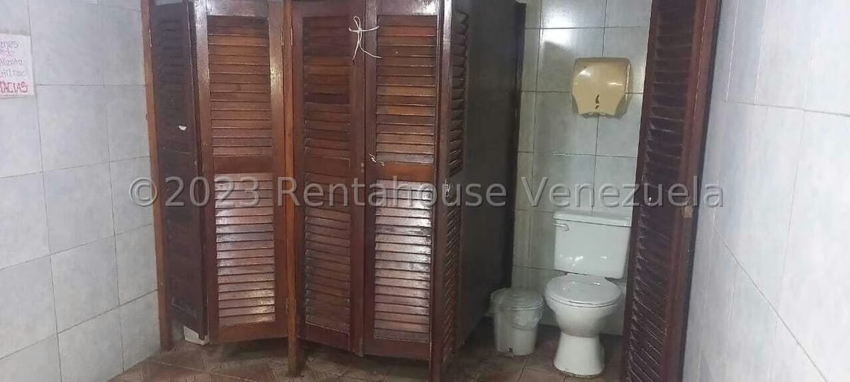 Comercial (Local Comercial) en Venta en Hoyo de La Puerta, Distrito Metropolitano - 14