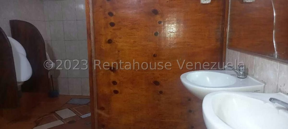 Comercial (Local Comercial) en Venta en Hoyo de La Puerta, Distrito Metropolitano - 15