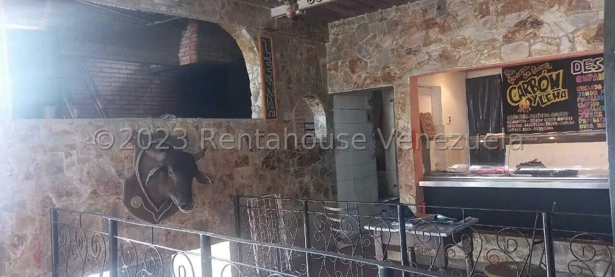 Comercial (Local Comercial) en Venta en Hoyo de La Puerta, Distrito Metropolitano - 8