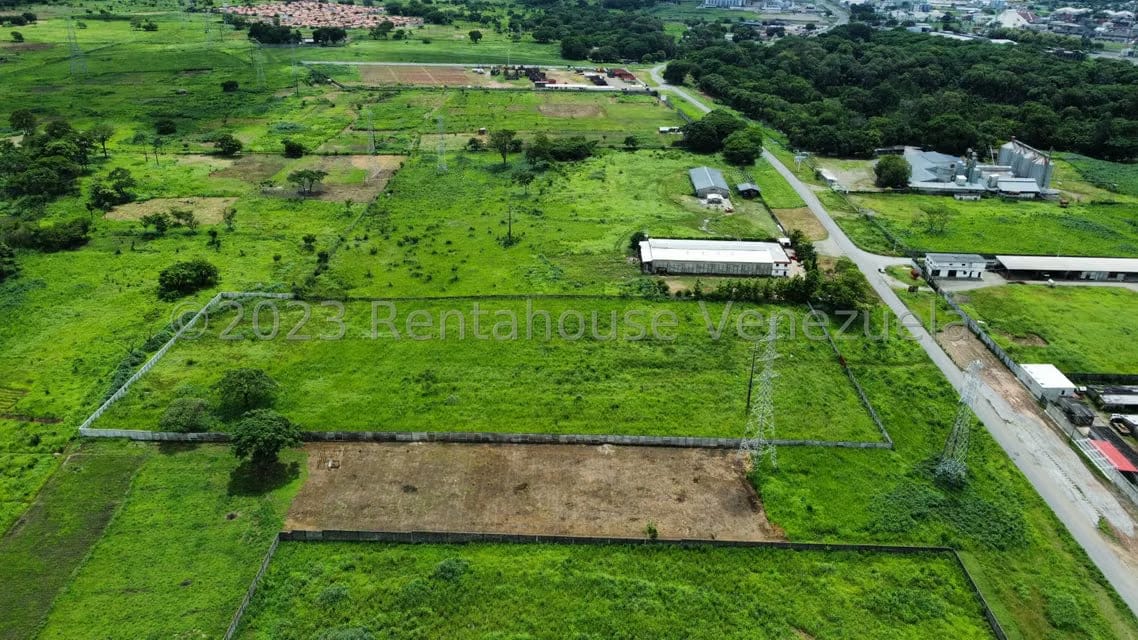 Terreno (Industrial) en Venta en Centro, Portuguesa - 29