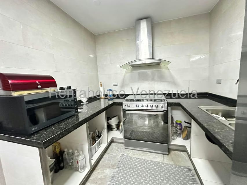 Townhouse (Multiples Niveles) en Venta en Valle Jardin, Aragua - 12