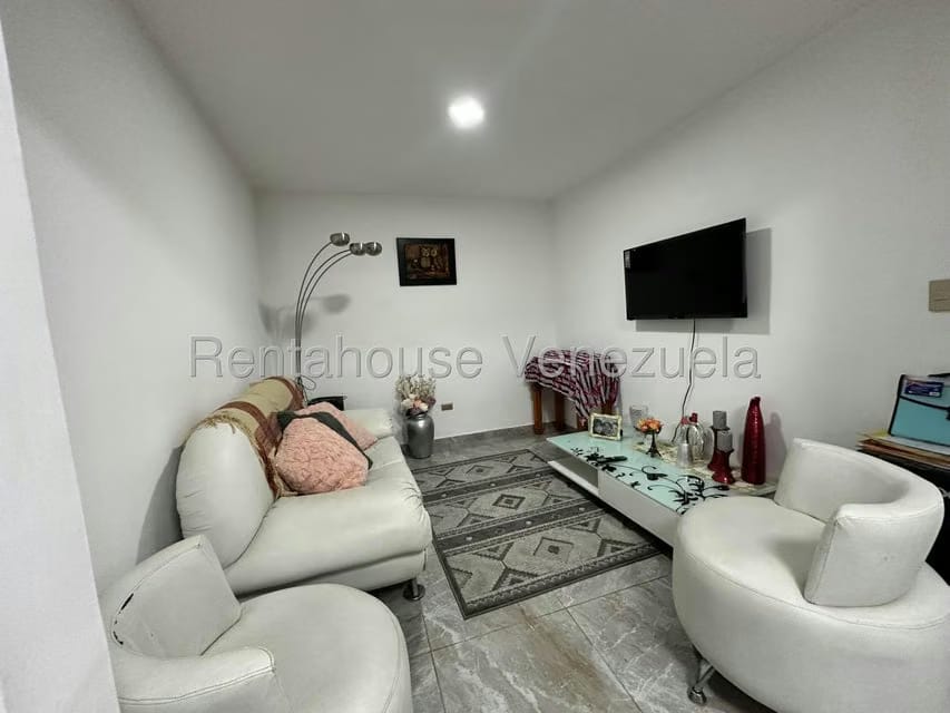 Townhouse (Multiples Niveles) en Venta en Valle Jardin, Aragua - 15