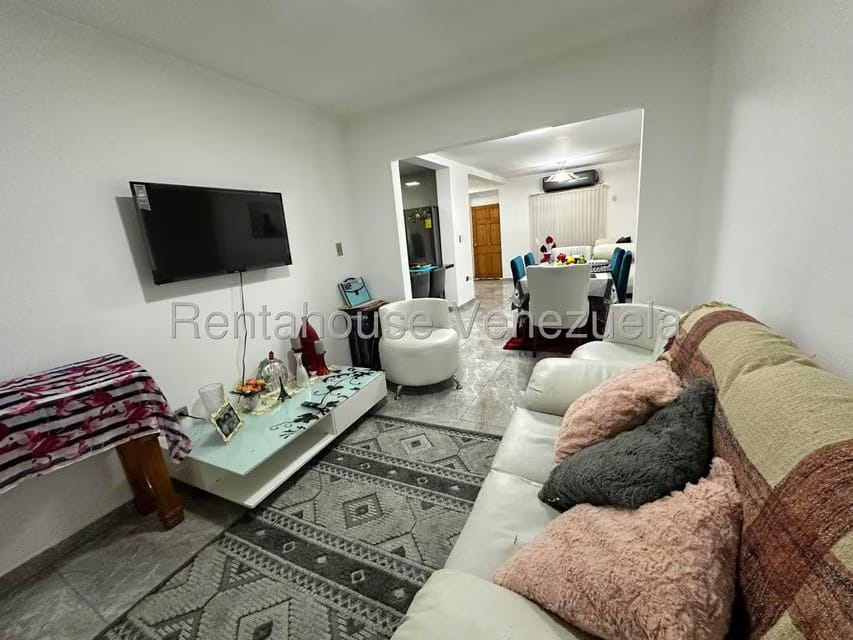 Townhouse (Multiples Niveles) en Venta en Valle Jardin, Aragua - 19