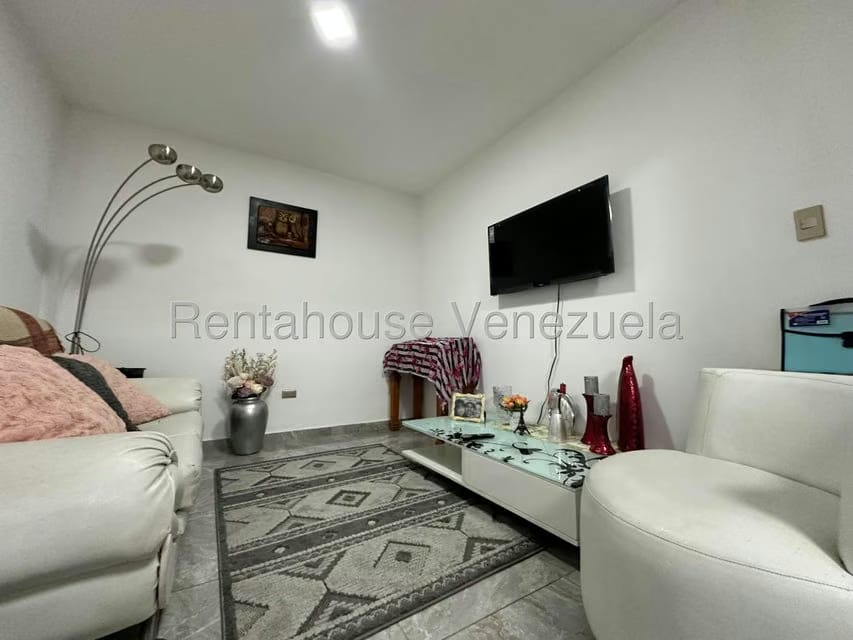 Townhouse (Multiples Niveles) en Venta en Valle Jardin, Aragua - 20