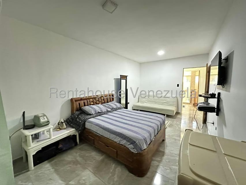 Townhouse (Multiples Niveles) en Venta en Valle Jardin, Aragua - 29