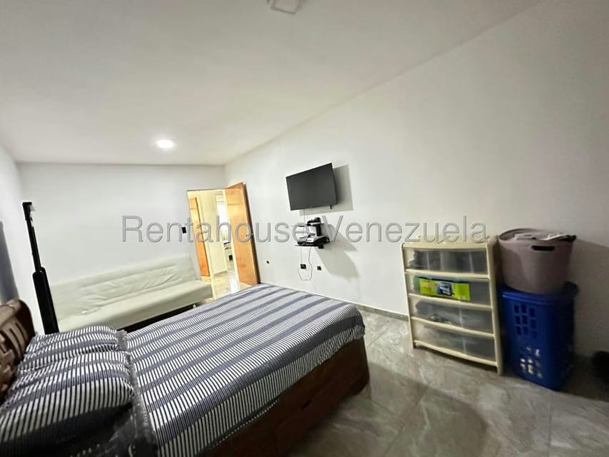 Townhouse (Multiples Niveles) en Venta en Valle Jardin, Aragua - 30