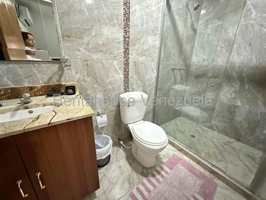 Townhouse (Multiples Niveles) en Venta en Valle Jardin, Aragua - 38