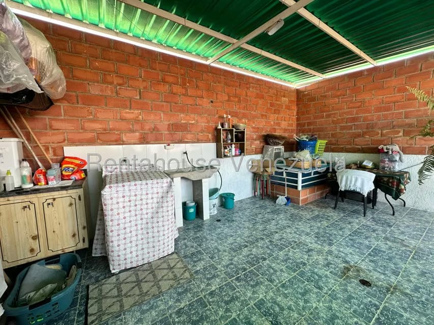 Townhouse (Multiples Niveles) en Venta en Valle Jardin, Aragua - 40
