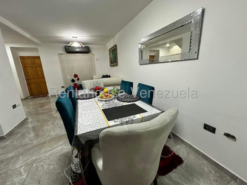 Townhouse (Multiples Niveles) en Venta en Valle Jardin, Aragua - 6