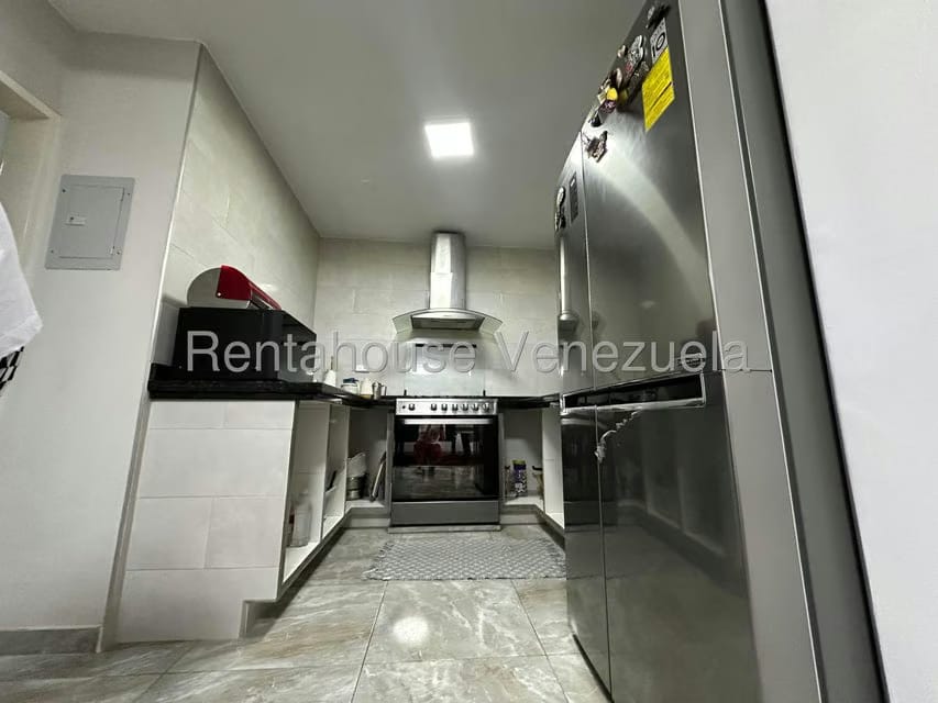 Townhouse (Multiples Niveles) en Venta en Valle Jardin, Aragua - 8