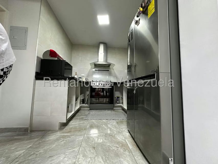 Townhouse (Multiples Niveles) en Venta en Valle Jardin, Aragua - 9