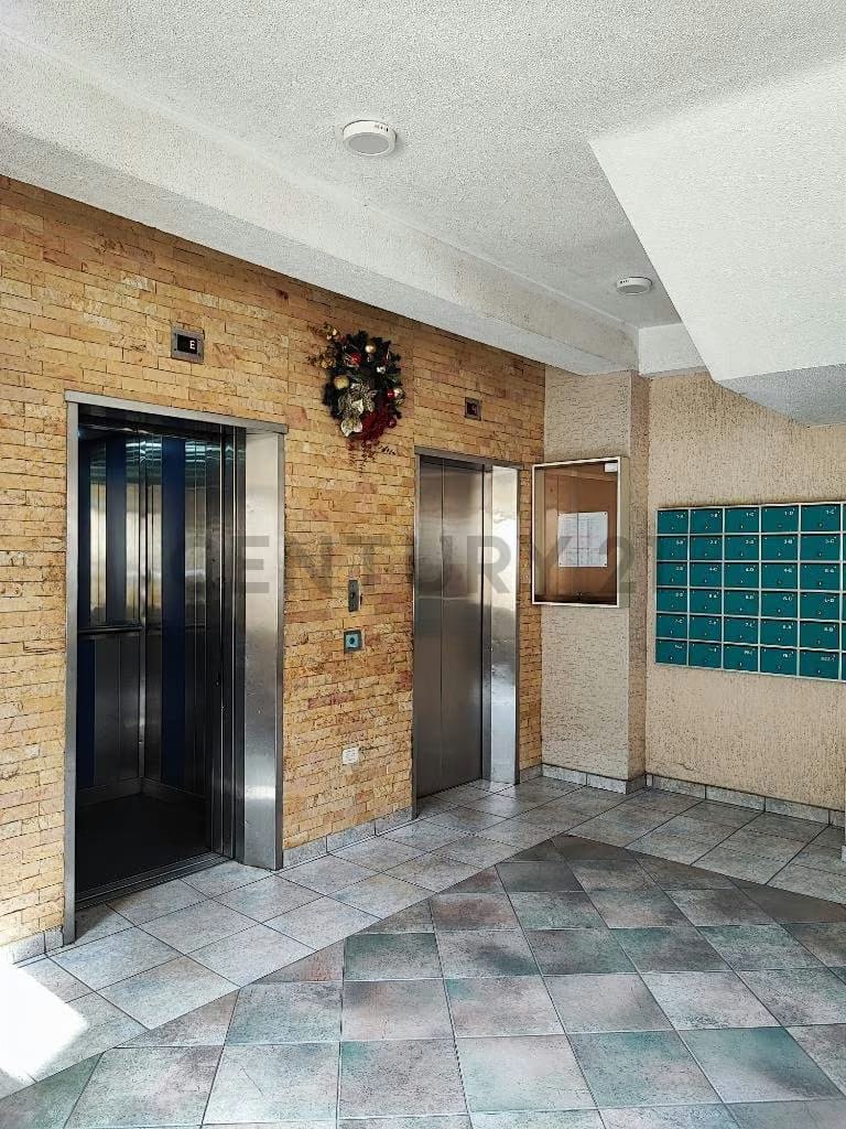Amplio apartamento en Residencias Kynaki, av Bolivar de Lecheria - 3