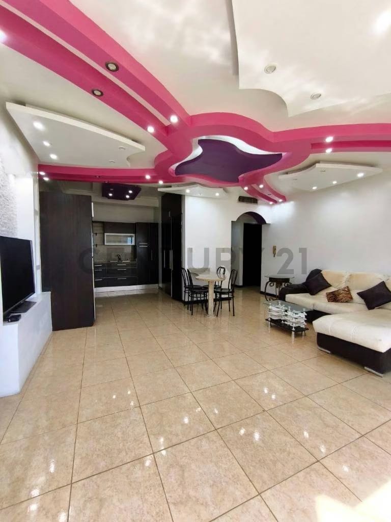 Amplio apartamento en Residencias Kynaki, av Bolivar de Lecheria - 7