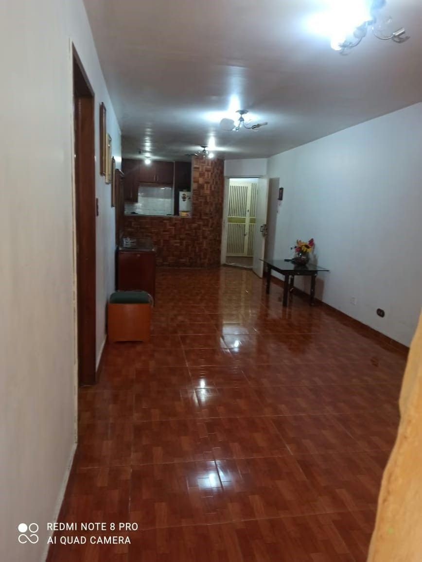 Amplio apartamento Avenida Panteón