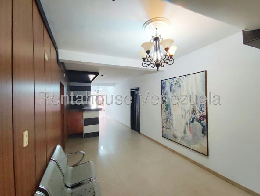 Comercial (Edificio) en Venta en Centro, Falcon - 2