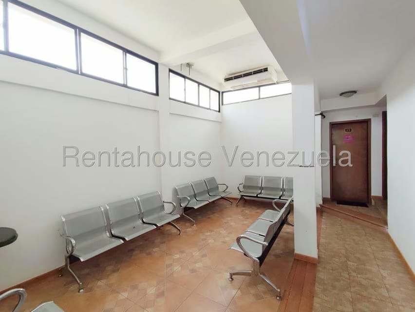 Comercial (Edificio) en Venta en Centro, Falcon - 14