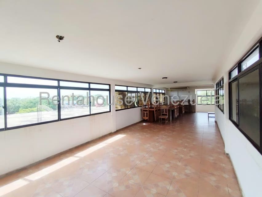 Comercial (Edificio) en Venta en Centro, Falcon - 22