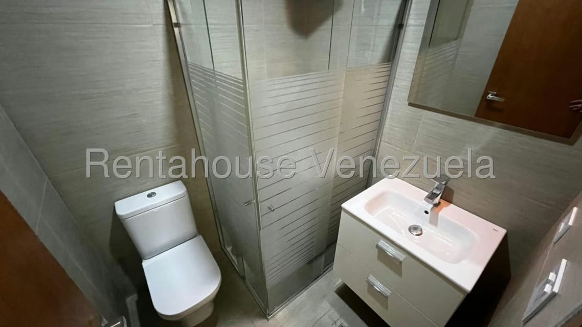 Apartamento (Planta Baja) en Venta en Las Mercedes, Distrito Metropolitano - 23