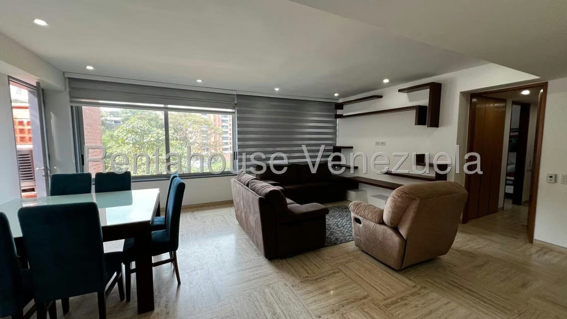 Apartamento (Planta Baja) en Venta en Las Mercedes, Distrito Metropolitano - 4